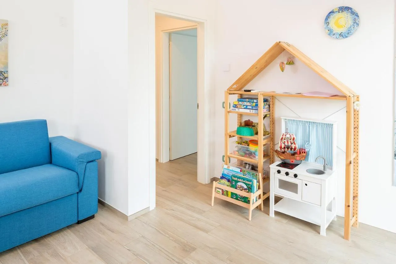 Villa Rosetta & Romeo Family Apartment Costermano Italy