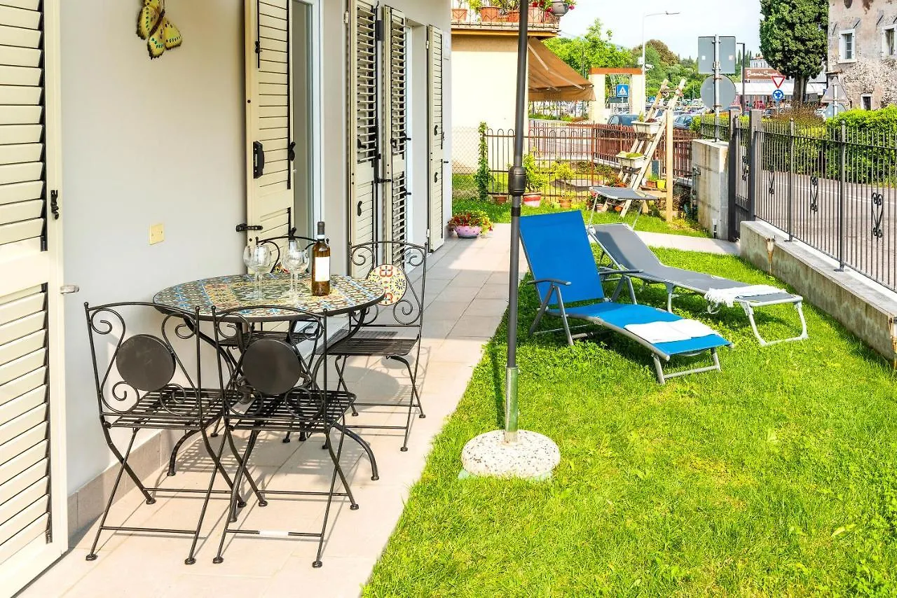 Villa Rosetta & Romeo Family Apartment Costermano