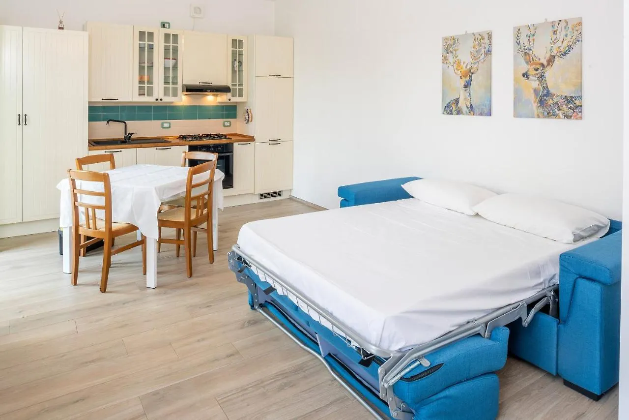Villa Rosetta & Romeo Family Apartment Costermano