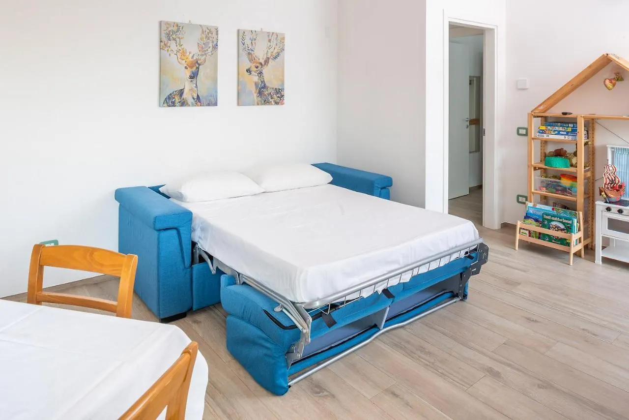 Villa Rosetta & Romeo Family Apartment Costermano
