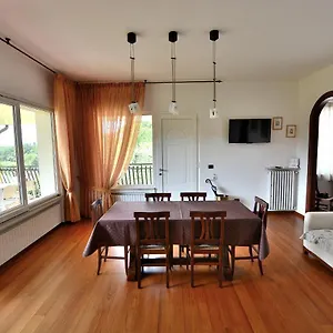 Apartment Orange In Marciaga Di, Costermano sul Garda